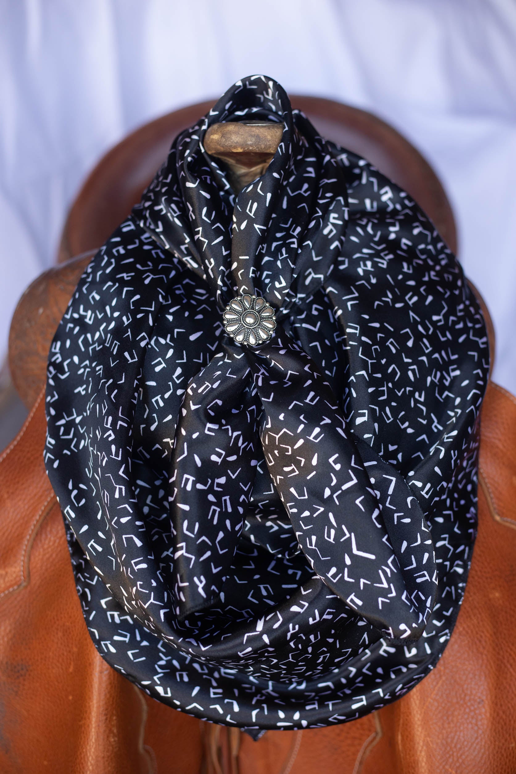 Wild Rag Side View Black Zag Wild Rag – ProRate Equine