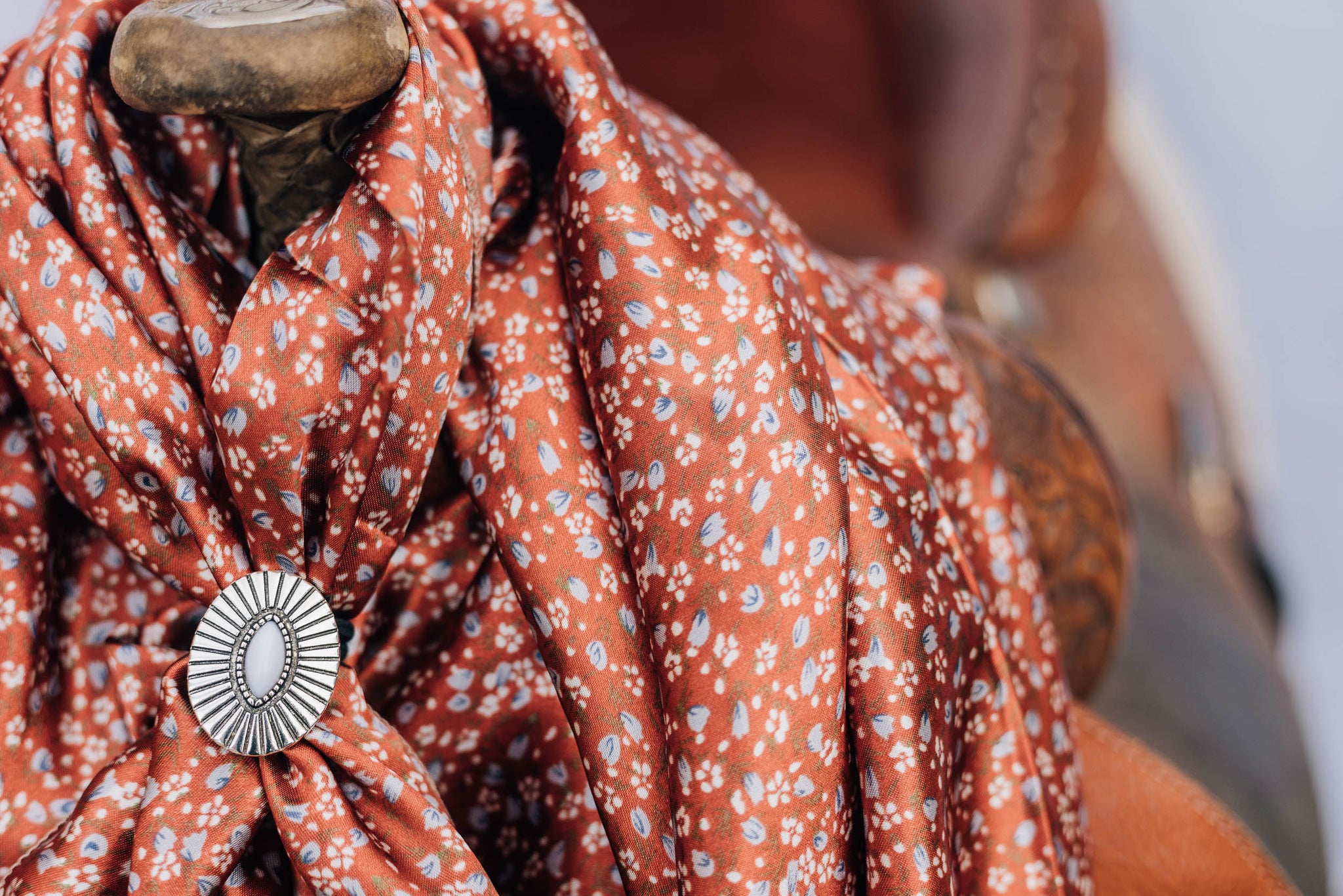 Rust Tiny Tulip Floral Wild Rag – ProRate Equine