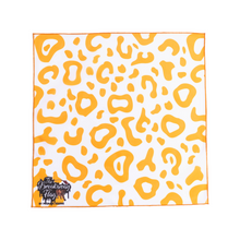 Load image into Gallery viewer, Gold Cheetah Breakaway Flag (College/Open/Pro)
